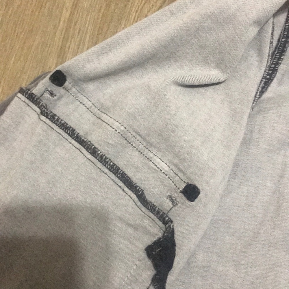 Denim jacket - Picture 2 of 5